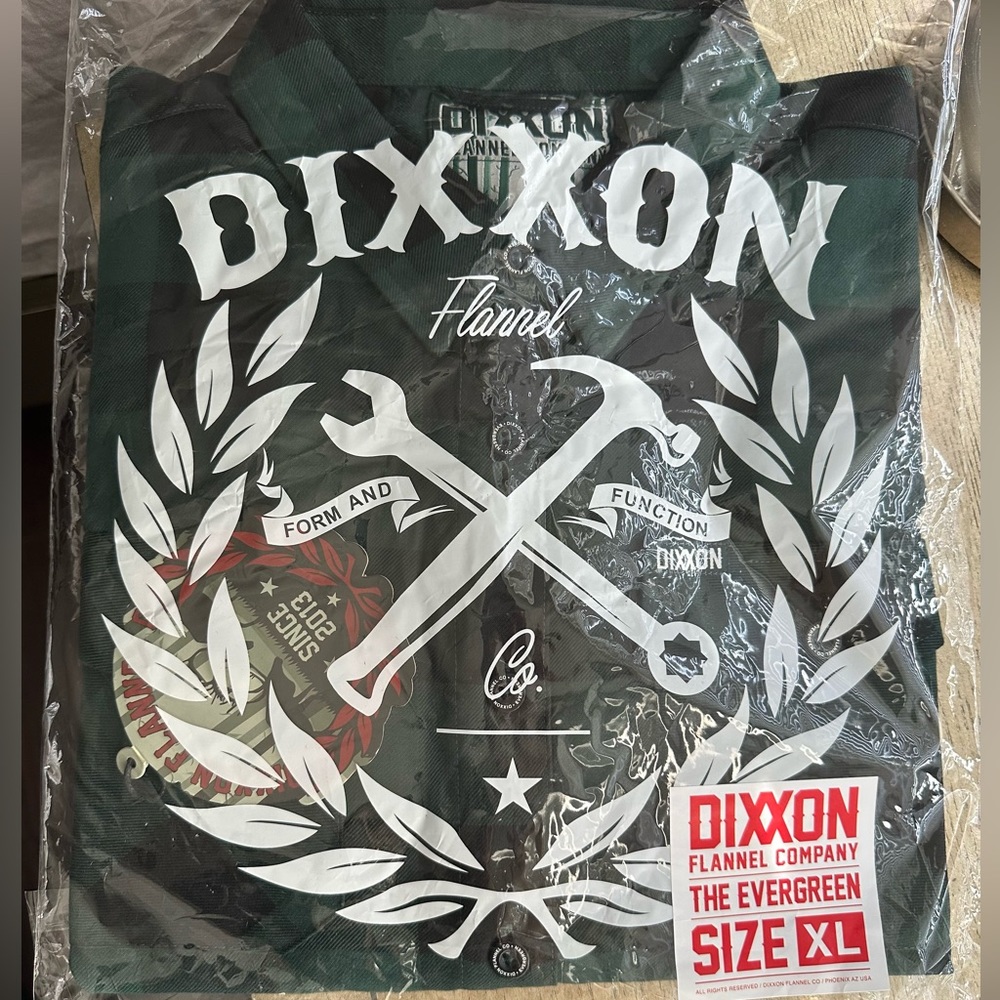 Dixxon “The Evergreen” Womens XL New in Bag Long Sleeve